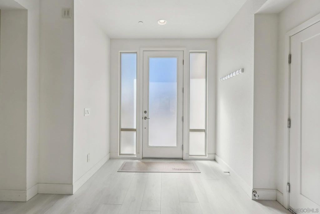 Photo of 5970 Shaw Lopez Row, San Diego, CA 92121 (MLS # 260003359)