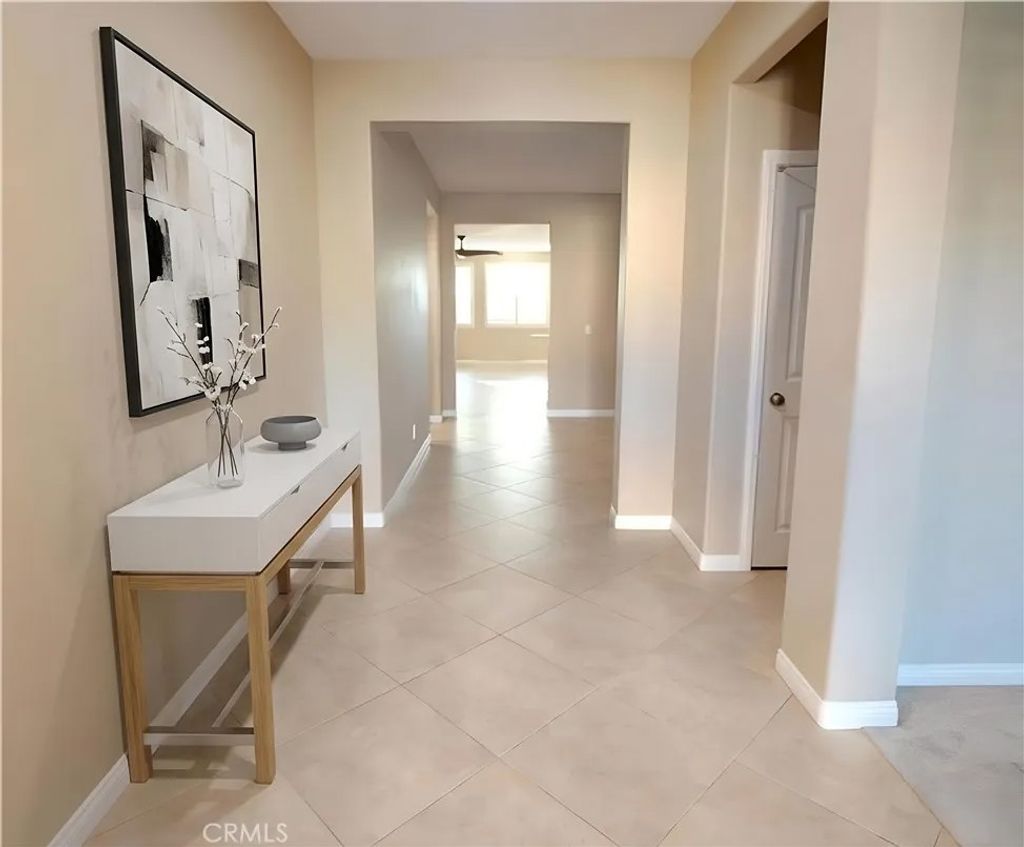 Photo of 1141 Parkview Dr, Oceanside, CA 92057 (MLS # SR26009261)