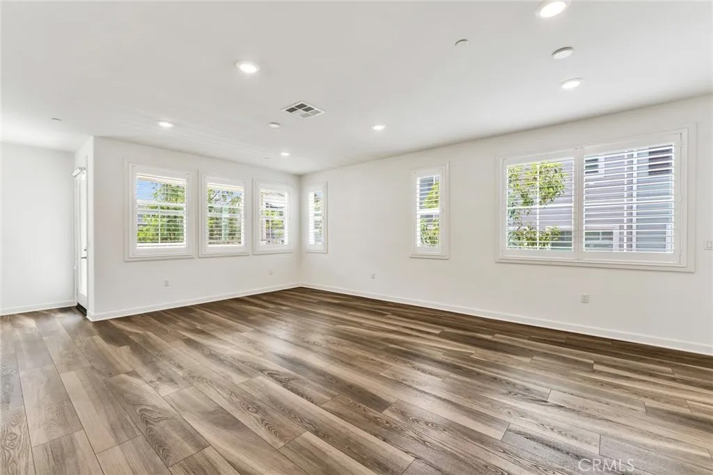 4316 Canyon Coral Ln