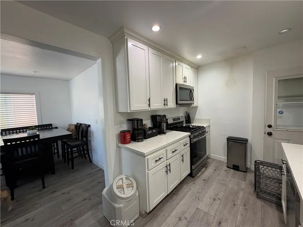 4622 W 156th