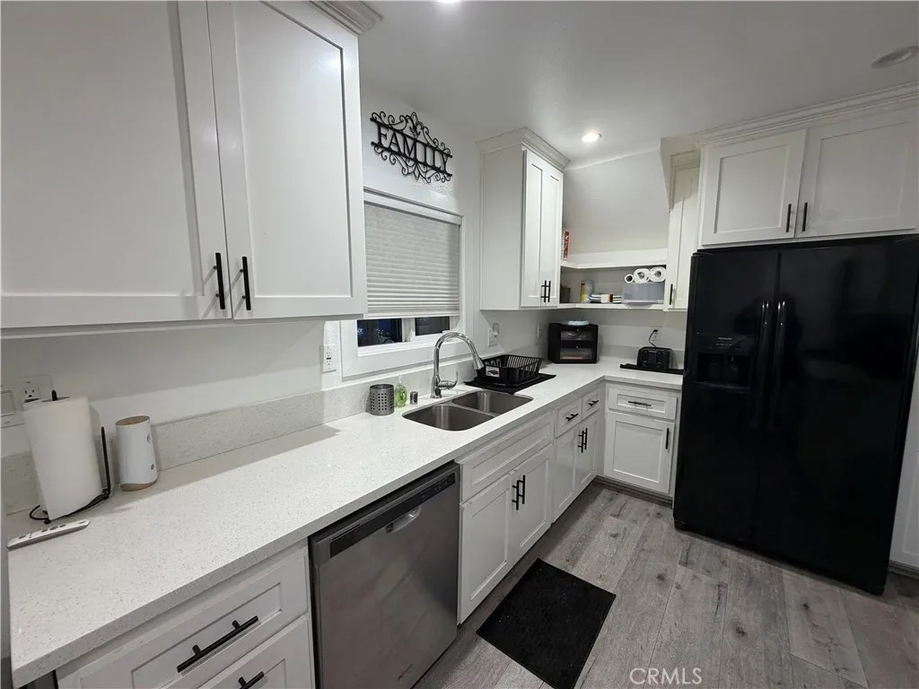 4622 W 156th