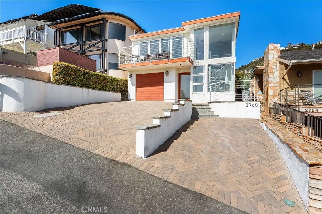 2760 Highland Way