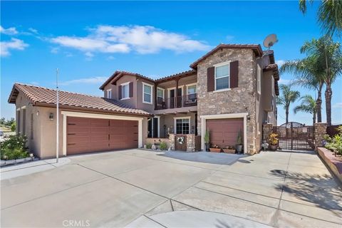Photo of 27488 Murrieta Oaks Avenue, Murrieta, CA 92562 (MLS # SW26050764)