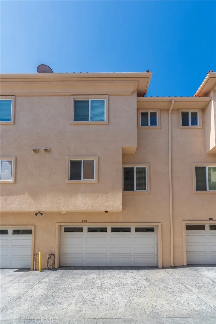 2106 Washington