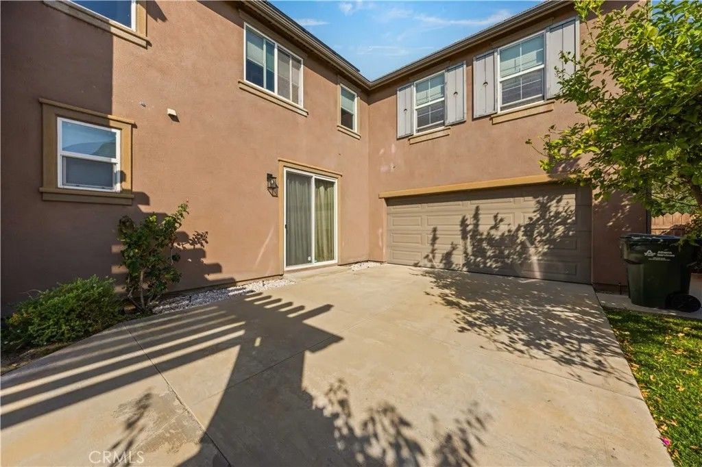 Photo of 687 E Lemon Swirl, Azusa, CA 91702 (MLS # WS26028975)
