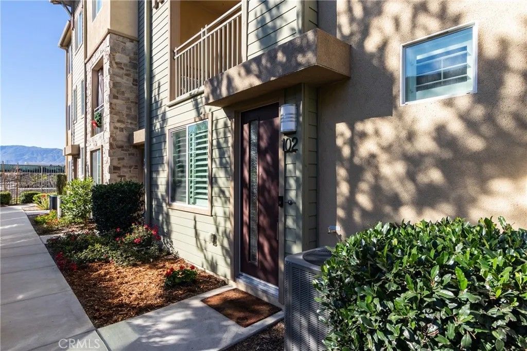 Photo of 625 Savi Drive #102, Corona, CA 92878 (MLS # SW26014329)