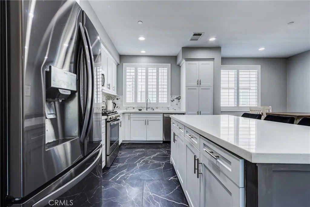 Photo of 625 Savi Drive #102, Corona, CA 92878 (MLS # SW26014329)