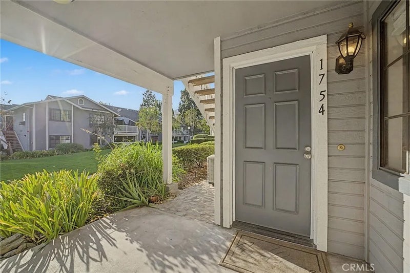 1754 Shady Oaks Court