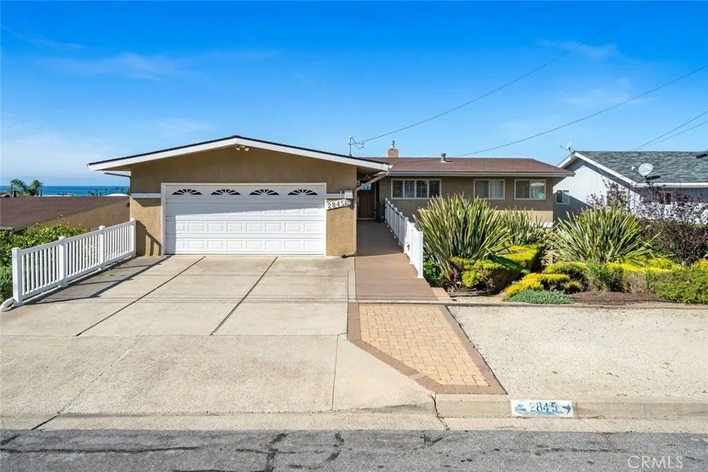 Photo of 2845 Ironwood Avenue, Morro Bay, CA 93442 (MLS # SC25276039)