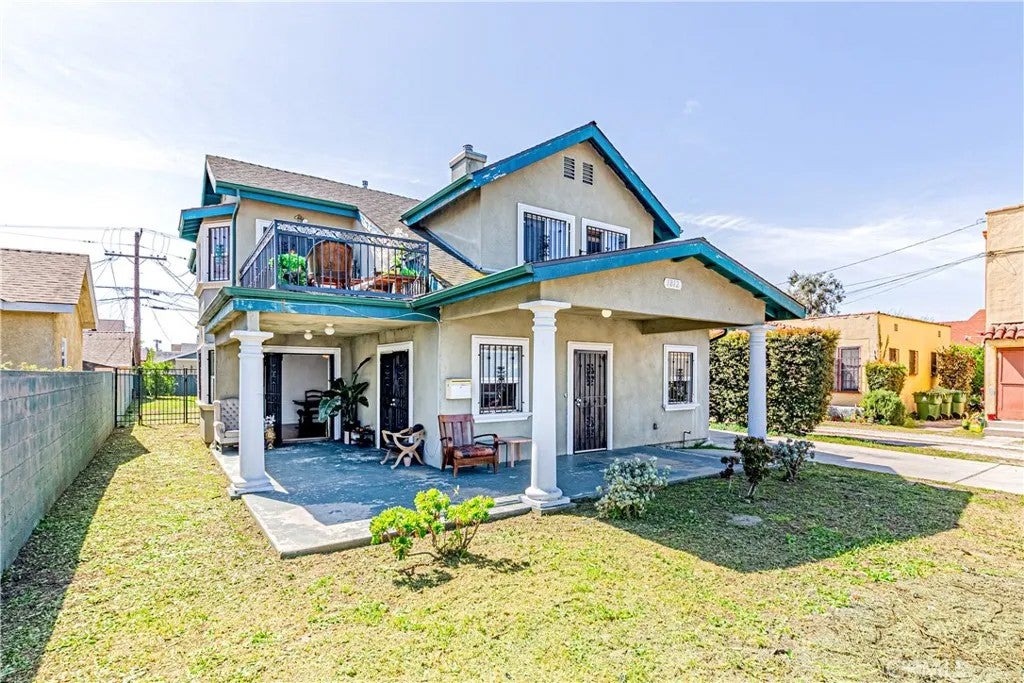1812 W 48th