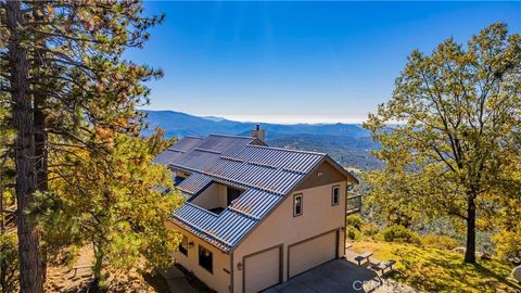 Tiny photo for 33177 Cascadel Heights Drive, North Fork, CA 93643 (MLS # FR25253281)
