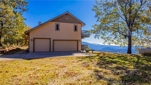 Tiny photo for 33177 Cascadel Heights Drive, North Fork, CA 93643 (MLS # FR25253281)