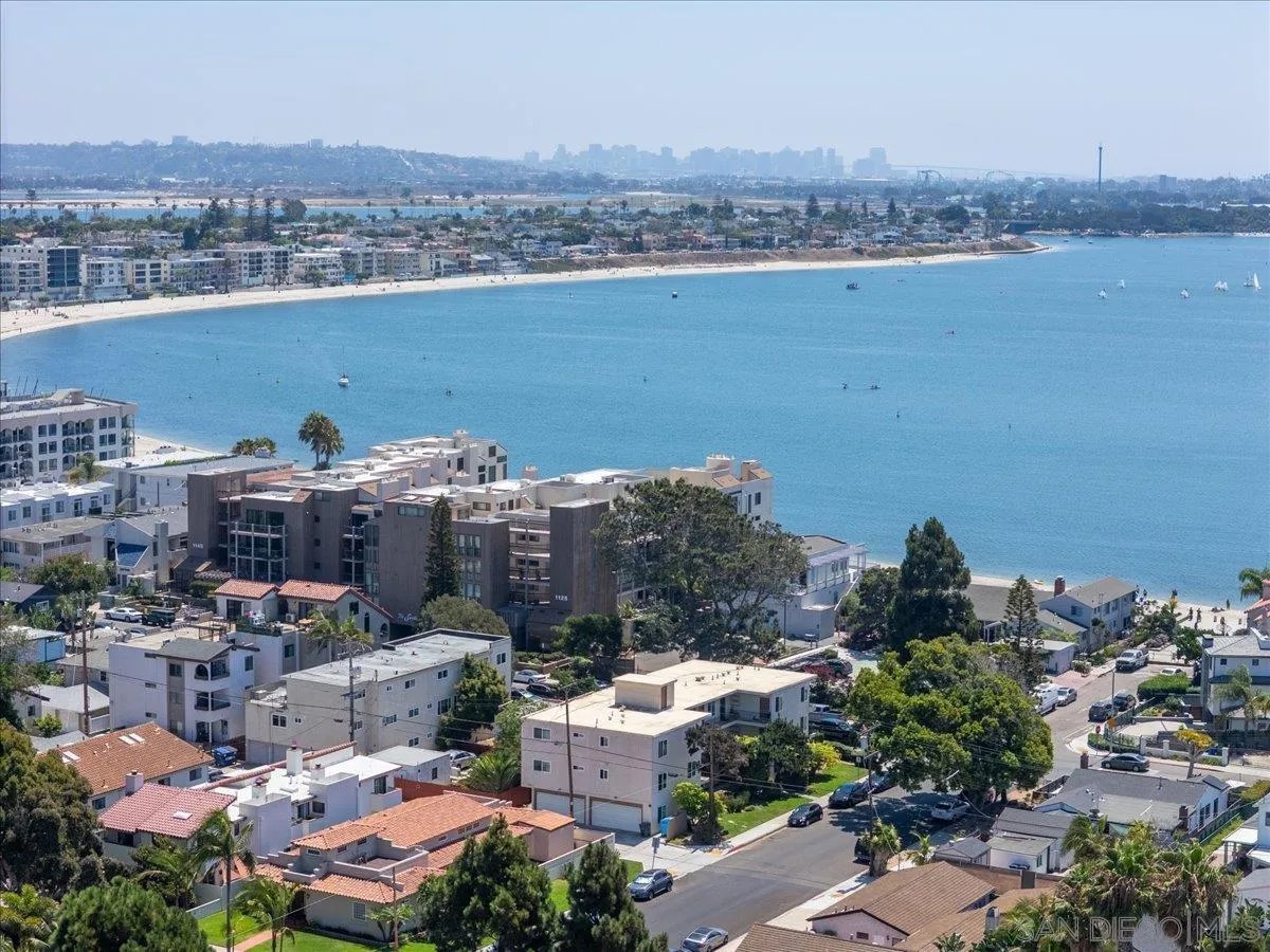 1102 Pacific Beach Drive