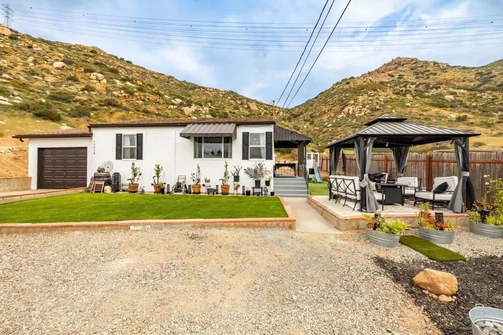 Photo of 13510 Willow Road, Lakeside, CA 92040 (MLS # PTP2601742)