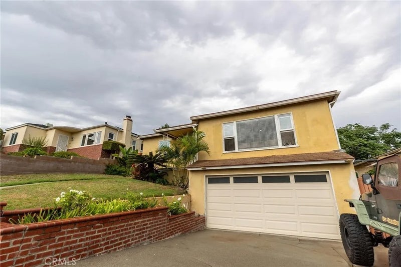 4427 W 60th