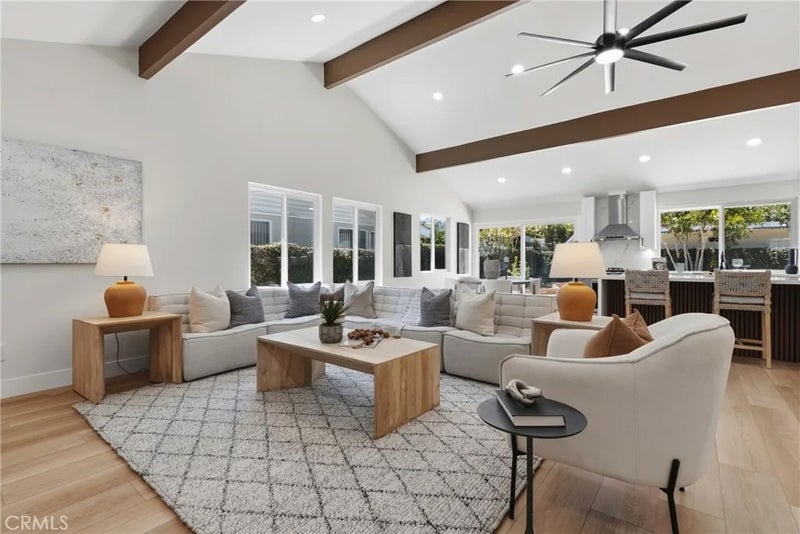 3001 Tigertail Drive