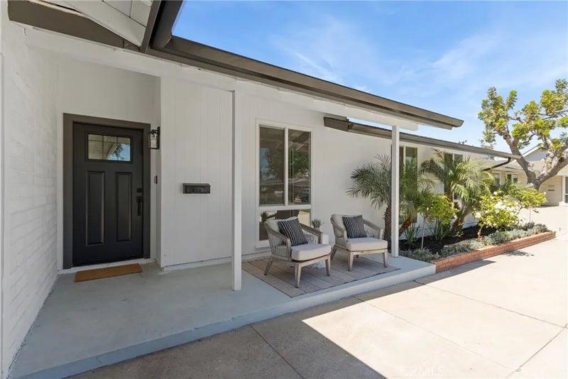 3001 Tigertail Drive