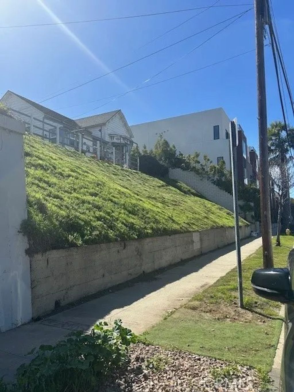 Photo of 241 W 8TH Street, San Pedro, CA 90732 (MLS # SB26066007)