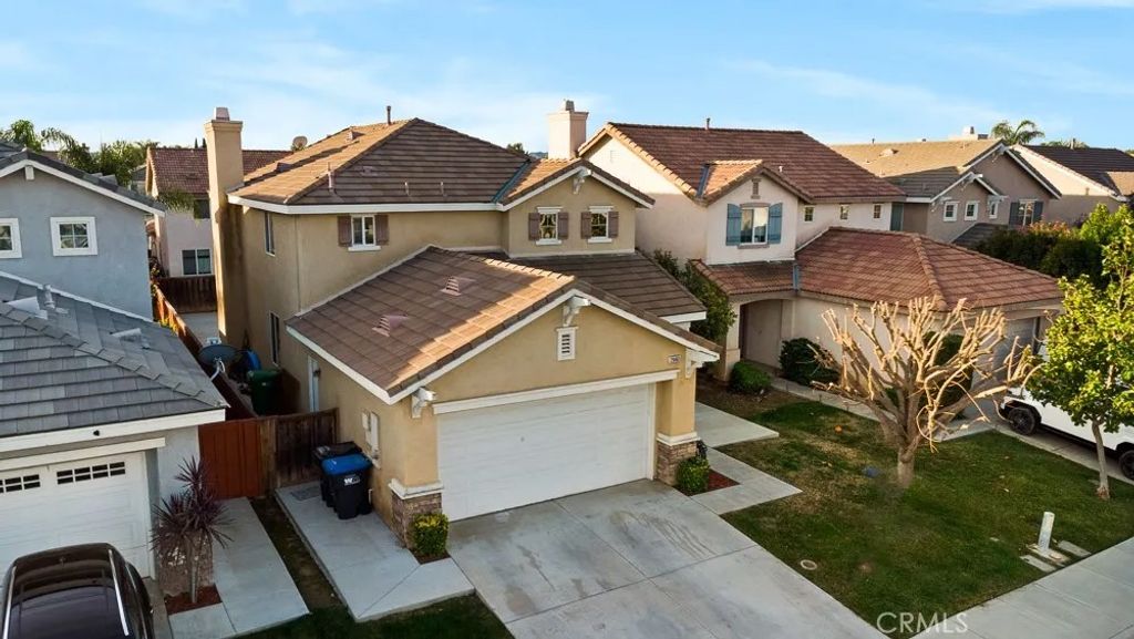 Photo of 29461 El Presidio Ln, Menifee, CA 92584 (MLS # HD26008684)