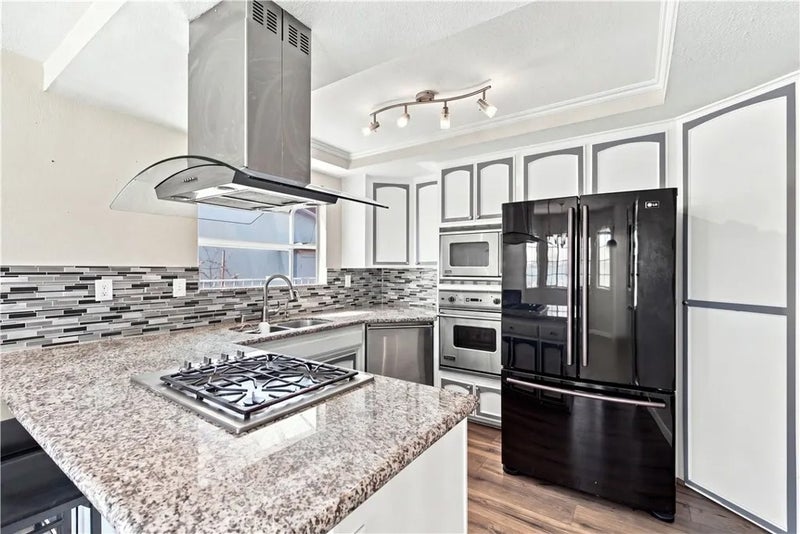 14515 Rivers Edge