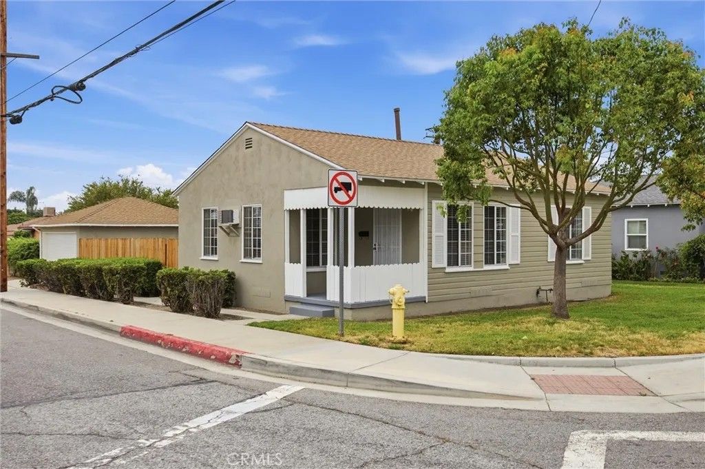 Photo of 5689 Orchard Street, Montclair, CA 91763 (MLS # CV26038702)