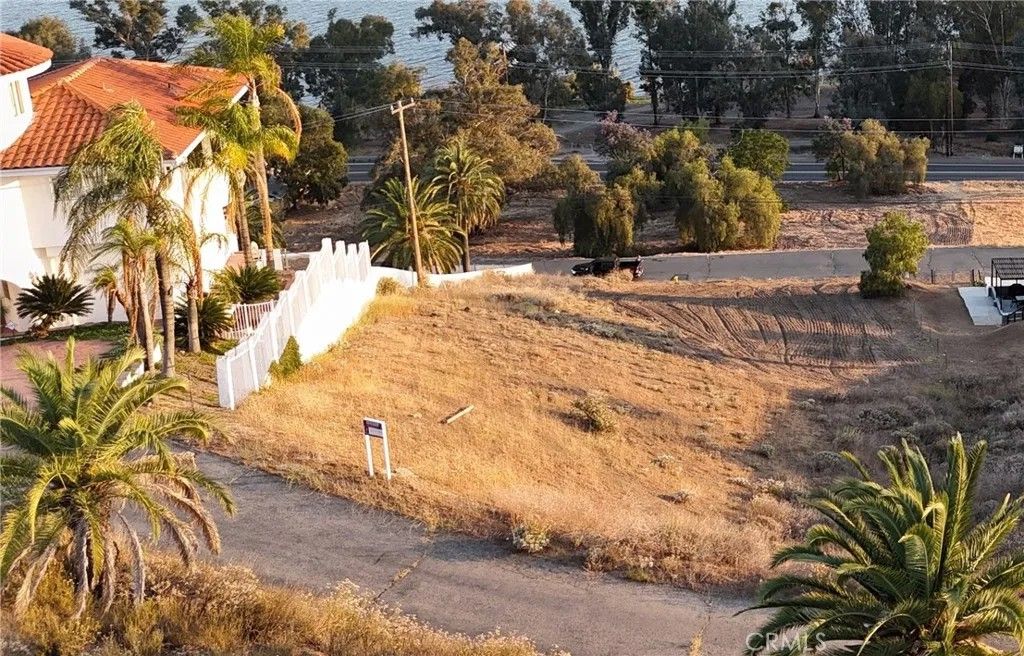 Photo of 0 Lakeview, Lake Elsinore, CA 92530 (MLS # HD25129643)