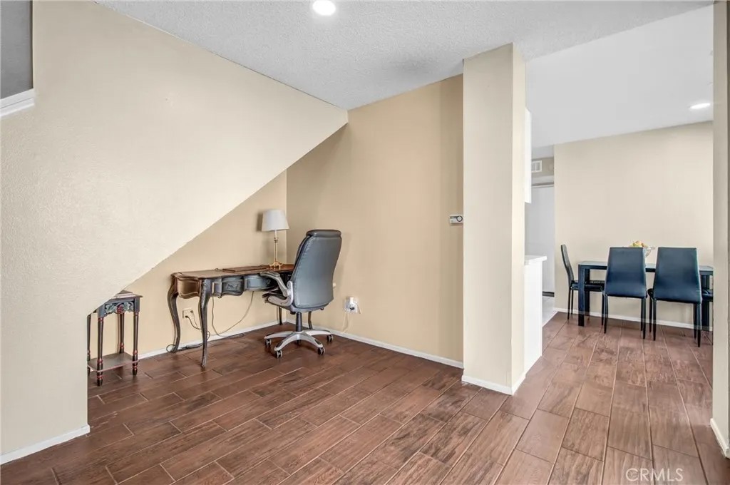 37940 42nd Street East 125