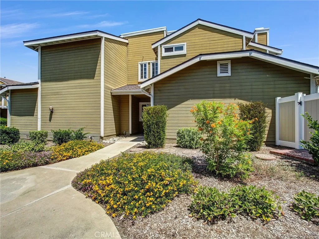 792 Lander Circle