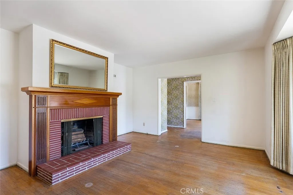 1845 Alta Oaks Drive