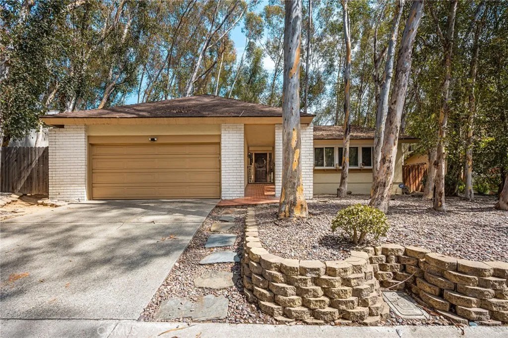 22572 Charwood Circle