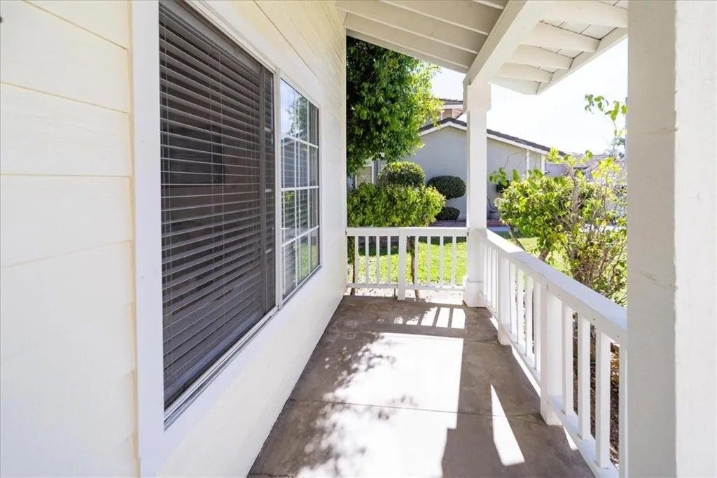 Photo of 1815 Myrtle Street, Corona, CA 92878 (MLS # SW25269932)