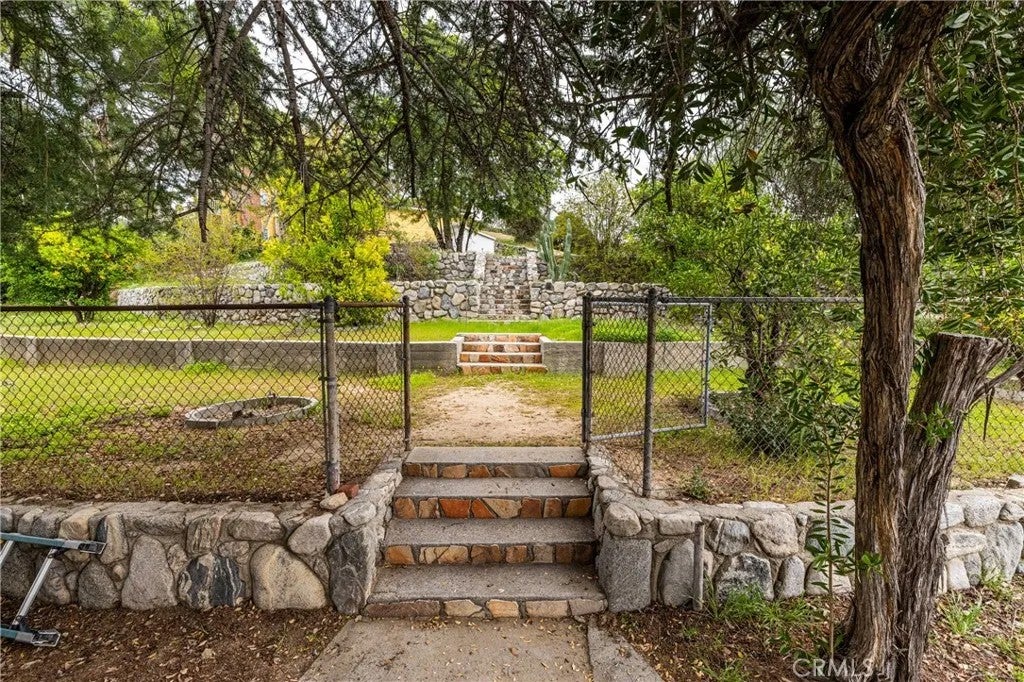 7444 Tranquil Drive