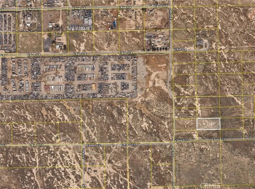 Photo of 0 North Of E Ave G12/East Of 5th, Lancaster, CA 93535 (MLS # SR26034701)