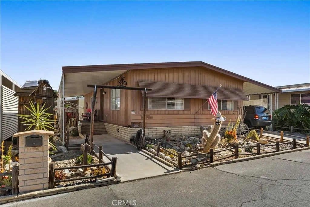 Photo of 881 N Lake St #280, Hemet, CA 92544 (MLS # IG26031149)