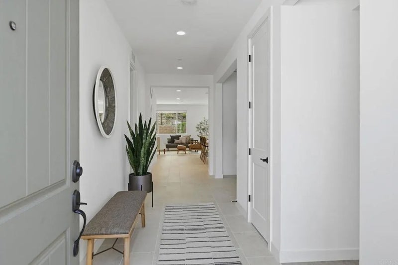 2965 Rue De Latour