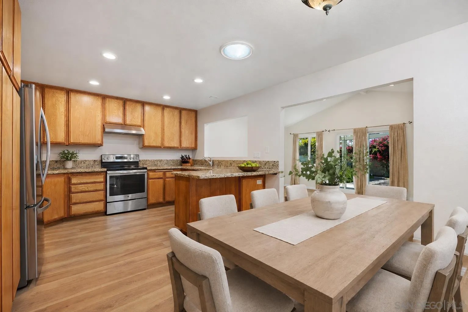 140 Five Crowns Way