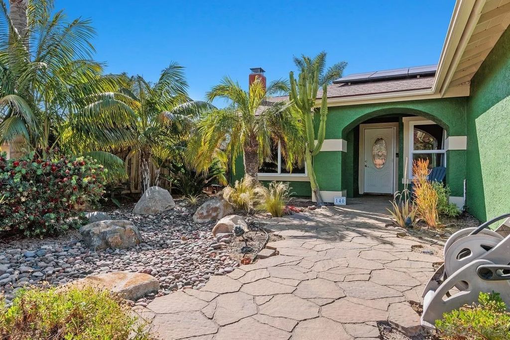 Photo of 140 Five Crowns Way, Encinitas, CA 92024 (MLS # 260010424)