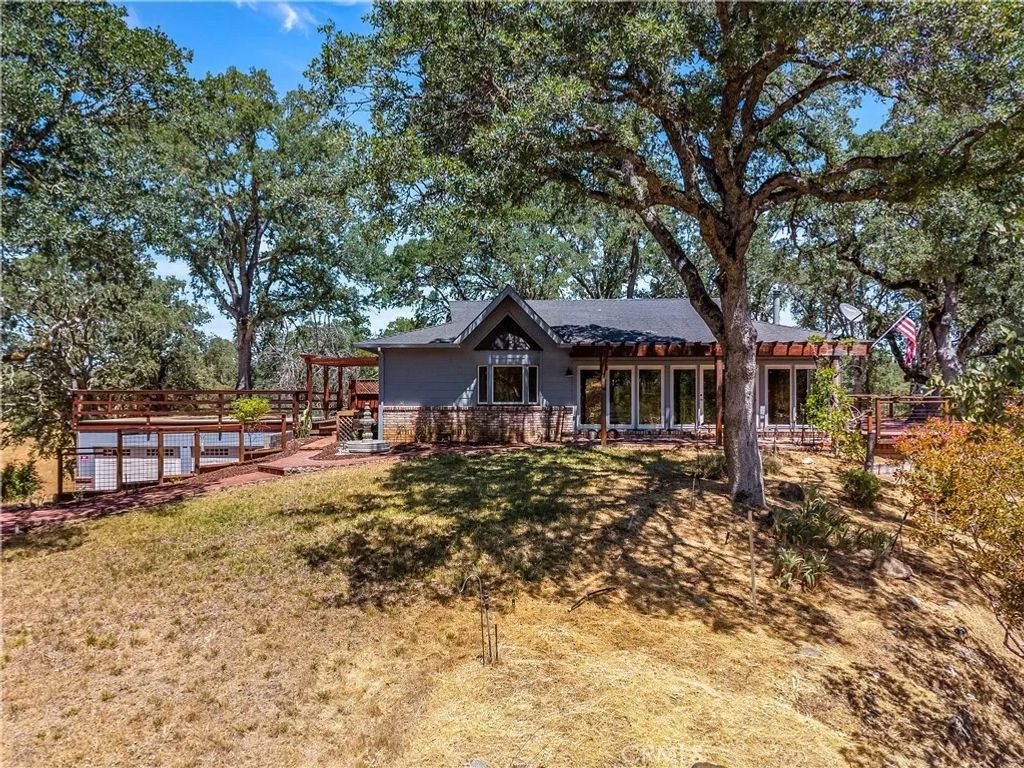 Photo of 608 Dixon Drive, Lakeport, CA 95453 (MLS # LC25268691)