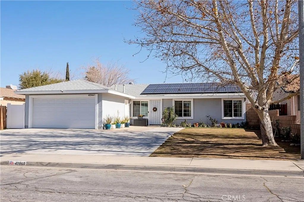 Photo of 42860 Alep St, Lancaster, CA 93536 (MLS # SR26024188)