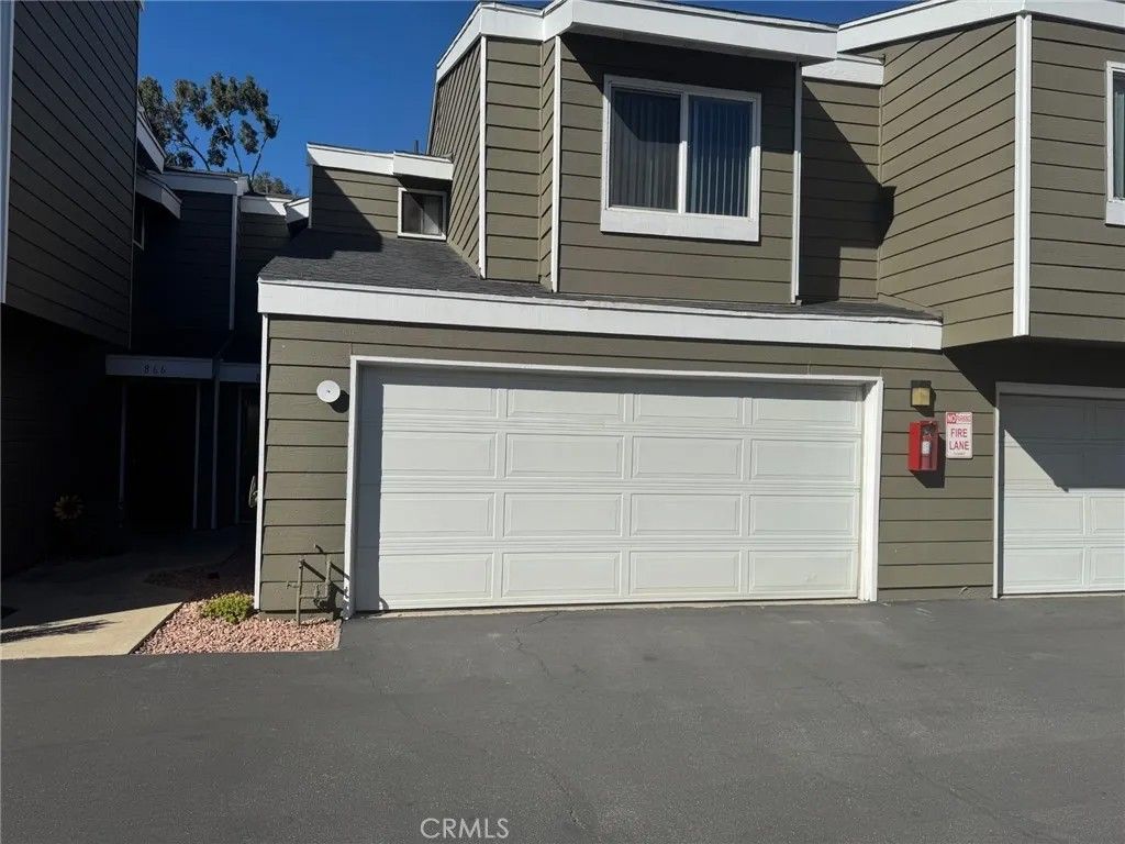 Photo of 864 S Palmetto Ave, Ontario, CA 91762 (MLS # IV25263296)