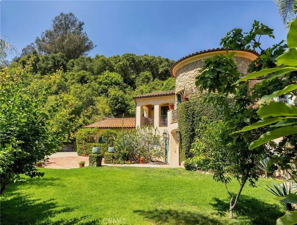 1493 Sycamore Canyon Road