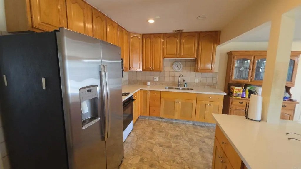 9249 Manor Drive