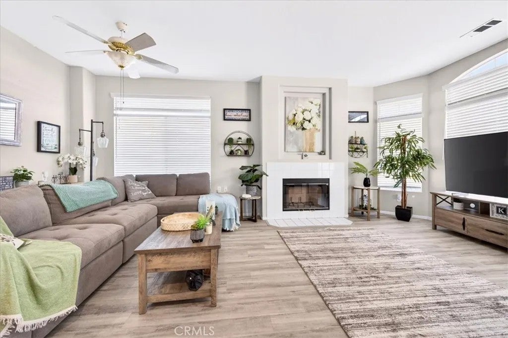 Photo of 26870 Saratoga DR, Menifee, CA 92585 (MLS # IV26111609)