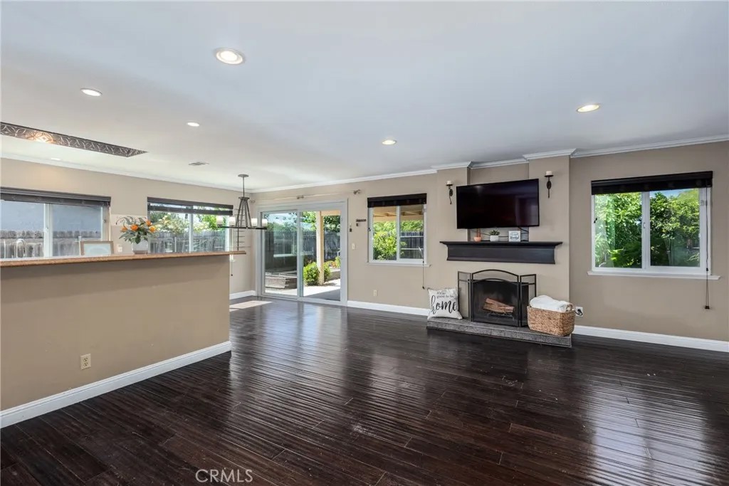 393 Mountain View
