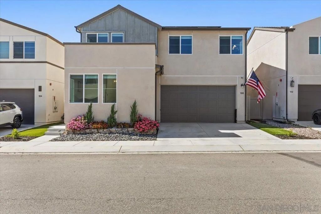 Photo of 108 Lipizzan Ln, Fallbrook, CA 92028 (MLS # 250043205)