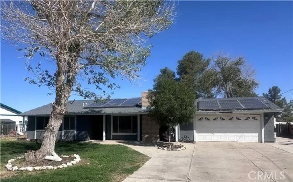 Photo of 15970 Lindero St, Victorville, CA 92395 (MLS # IV26063364)