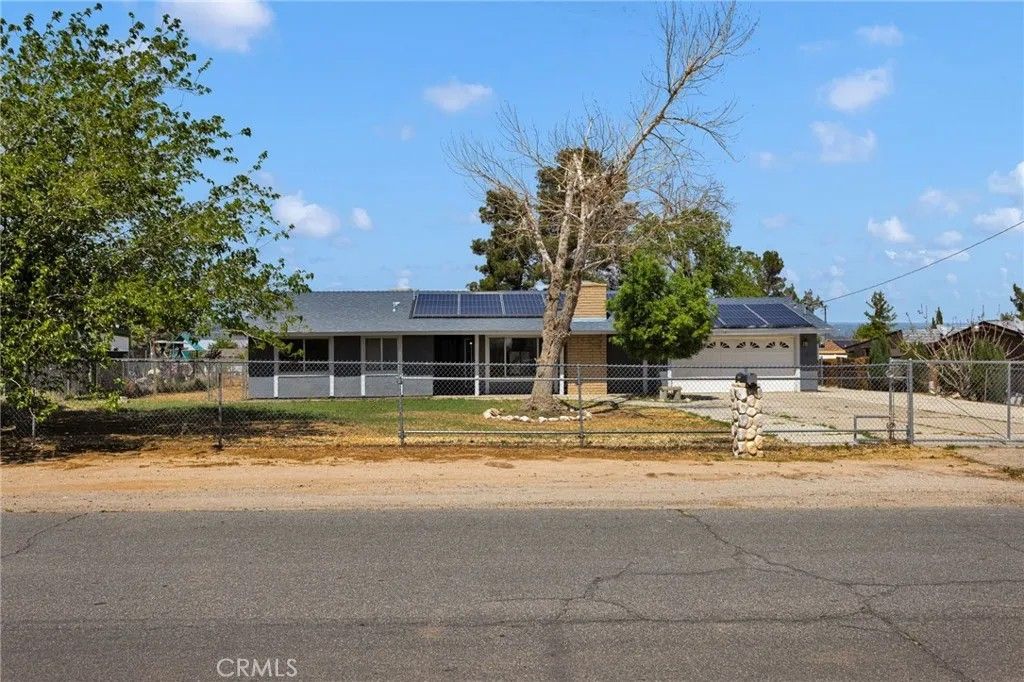 Photo of 15970 Lindero St, Victorville, CA 92395 (MLS # IV26063364)