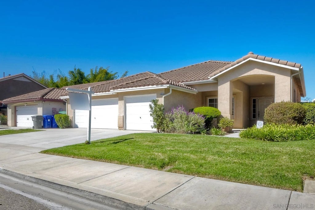 Photo of 3960 Baja Vista, Oceanside, CA 92058 (MLS # 260023752)