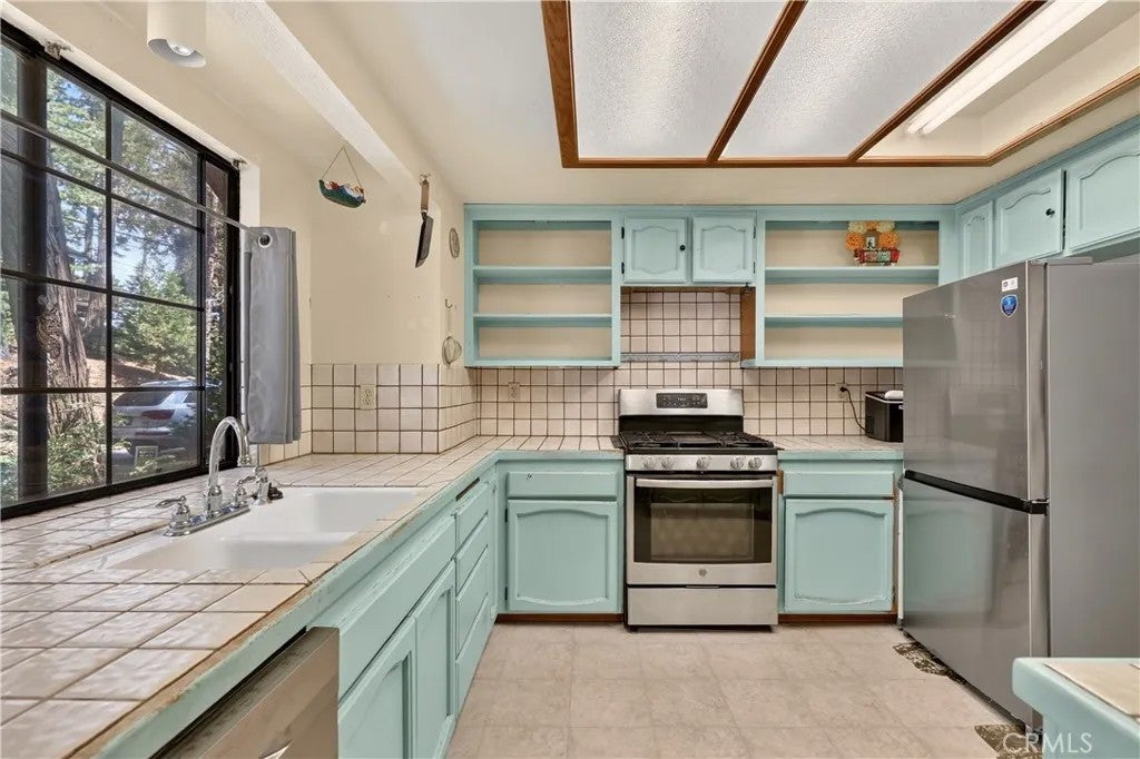 1039 Lausanne