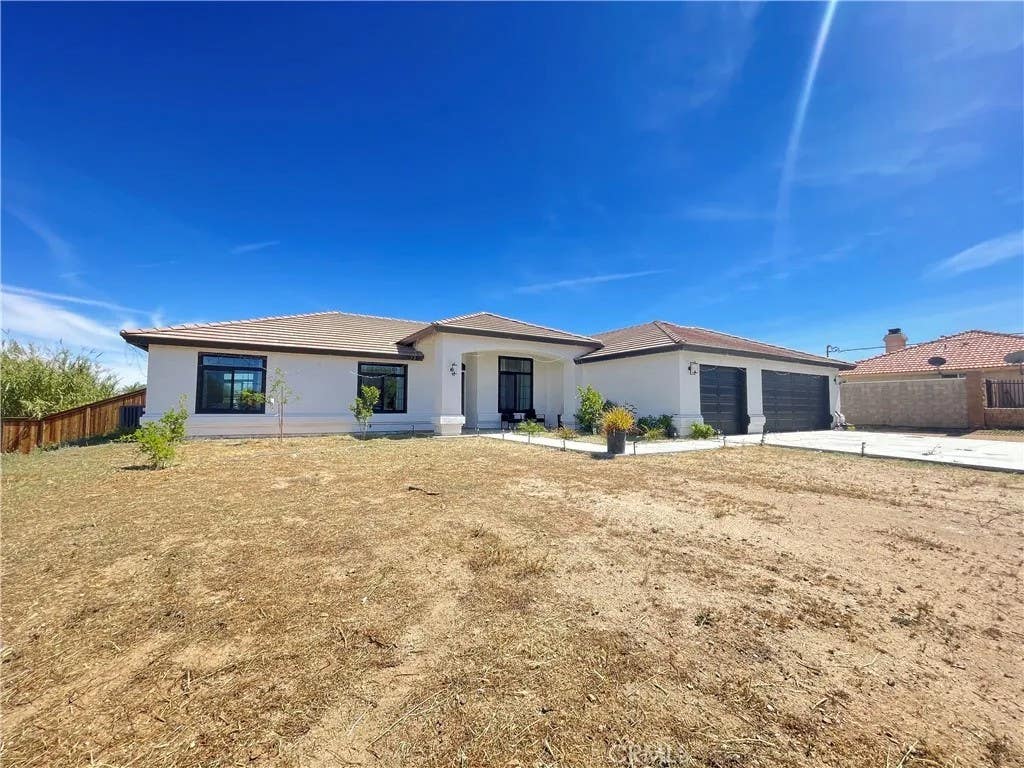 Photo of 11375 4th Ave, Hesperia, CA 92345 (MLS # PW26076218)